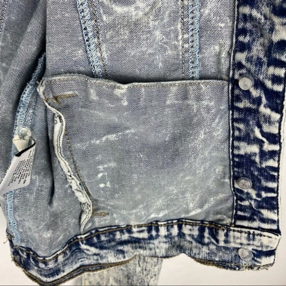 I & M Jeans Denim Jacket Womens Medium Button Front Pockets Faded Casual - Picture 6 of 9
